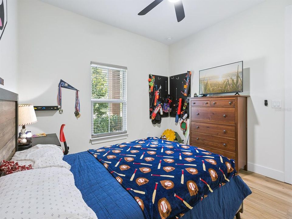 En Venta: $1,399,800 (5 camas, 3 baños, 4272 Pies cuadrados)