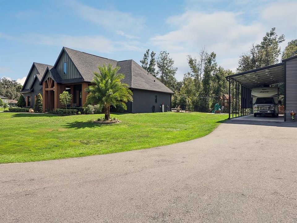 En Venta: $1,399,800 (5 camas, 3 baños, 4272 Pies cuadrados)