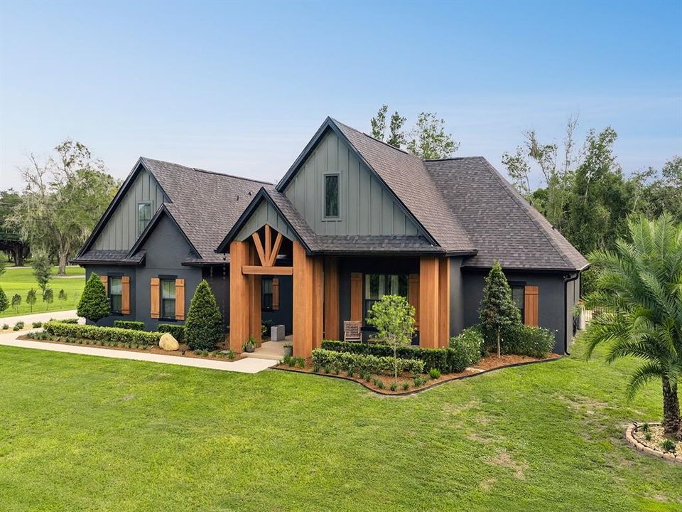 En Venta: $1,399,800 (5 camas, 3 baños, 4272 Pies cuadrados)