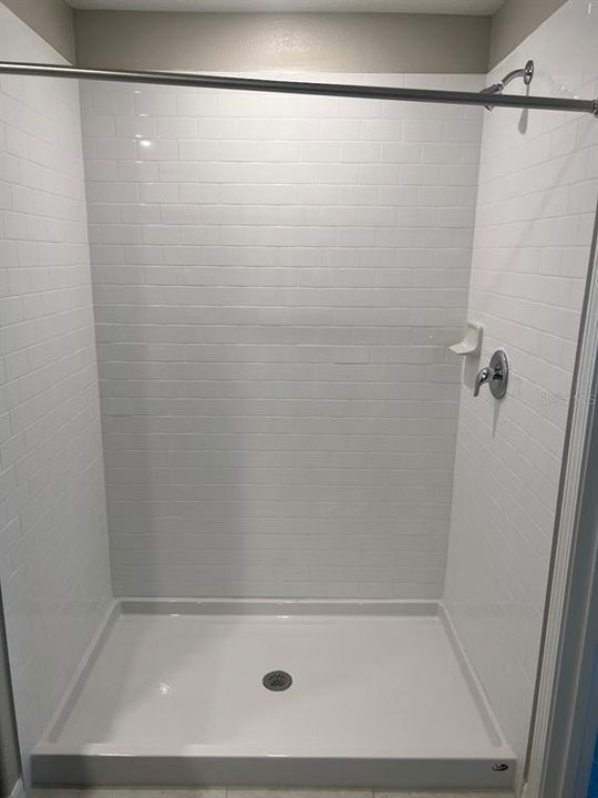 В аренду: $2,450 (4 спален, 2 ванн, 1841 Квадратных фут)