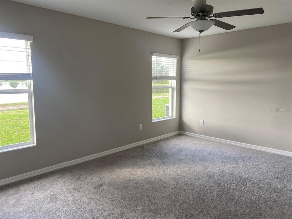 В аренду: $2,450 (4 спален, 2 ванн, 1841 Квадратных фут)