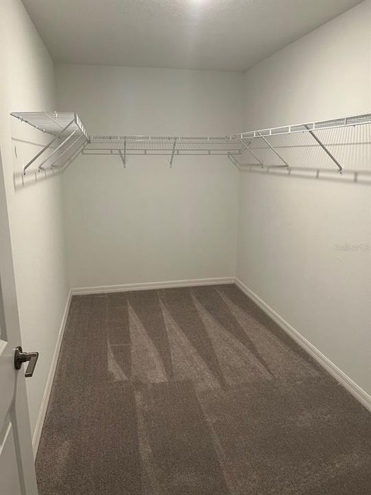 В аренду: $2,450 (4 спален, 2 ванн, 1841 Квадратных фут)