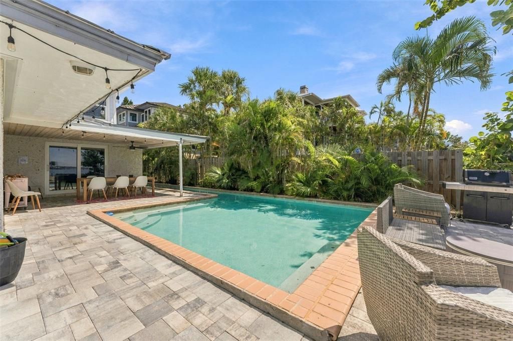 En Venta: $1,750,000 (6 camas, 5 baños, 3132 Pies cuadrados)