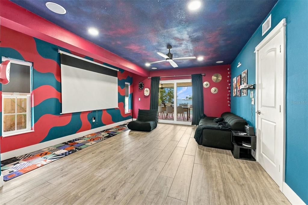 En Venta: $1,750,000 (6 camas, 5 baños, 3132 Pies cuadrados)