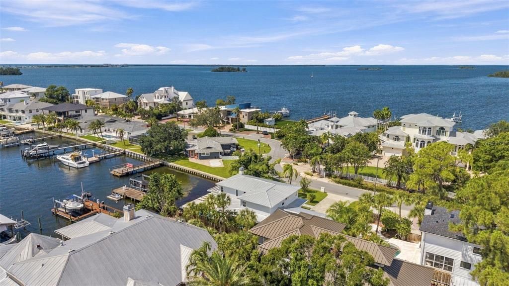 En Venta: $1,750,000 (6 camas, 5 baños, 3132 Pies cuadrados)