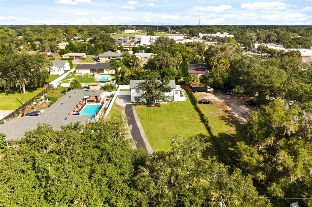 En Venta: $549,900 (5 camas, 3 baños, 1916 Pies cuadrados)