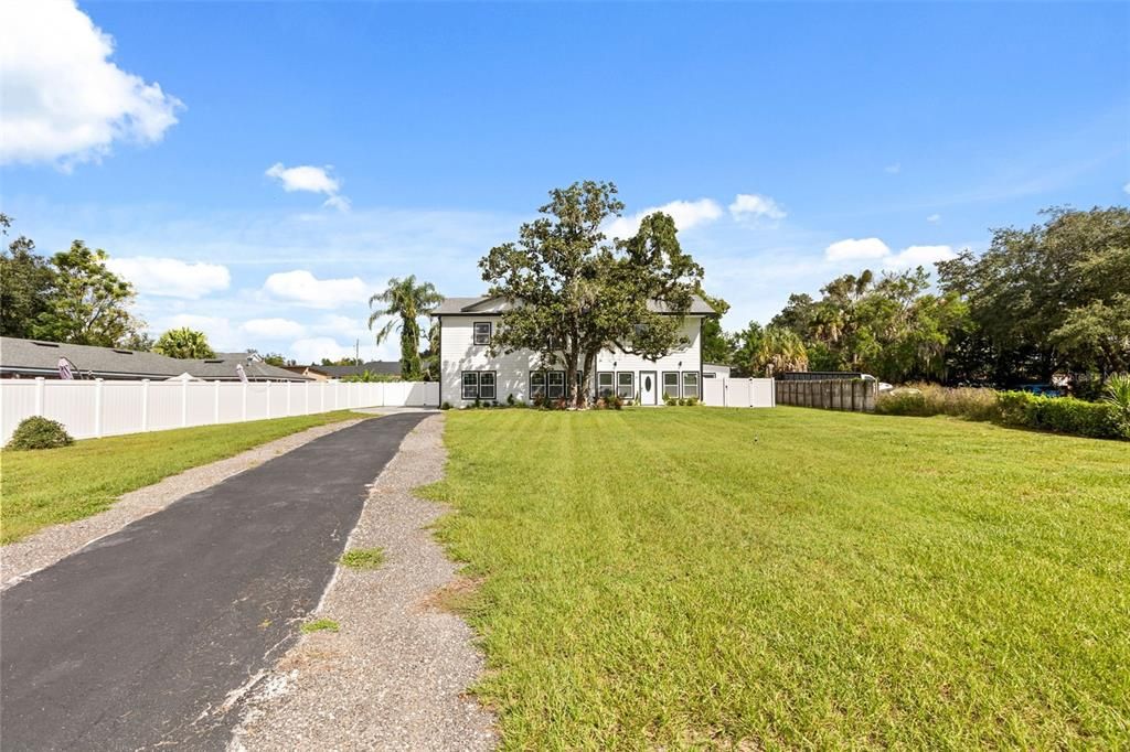 En Venta: $549,900 (5 camas, 3 baños, 1916 Pies cuadrados)