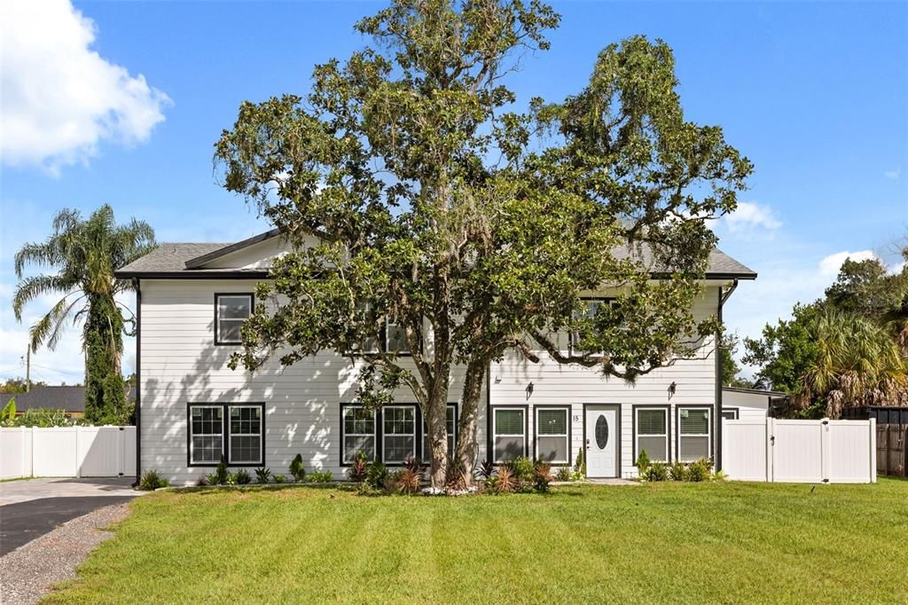 En Venta: $549,900 (5 camas, 3 baños, 1916 Pies cuadrados)