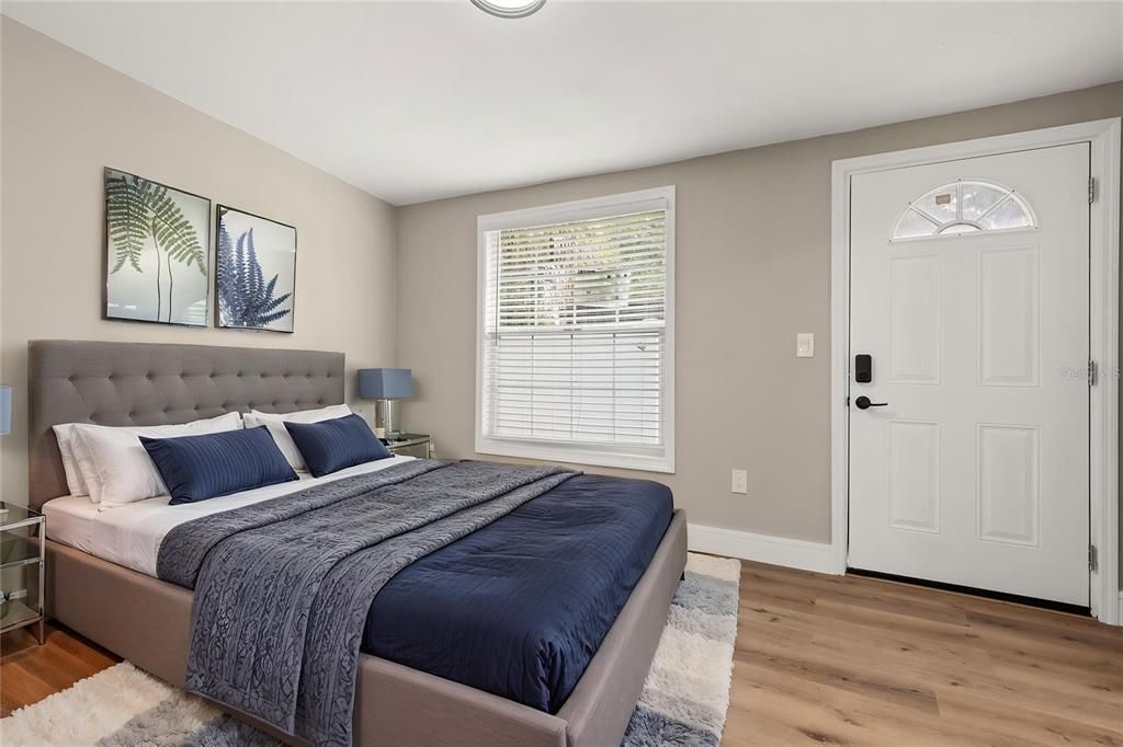 En Venta: $549,900 (5 camas, 3 baños, 1916 Pies cuadrados)