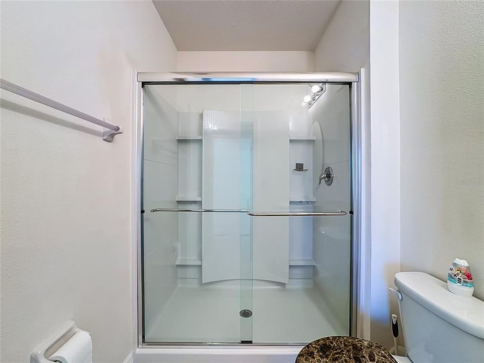 На продажу: $410,000 (5 спален, 3 ванн, 2520 Квадратных фут)