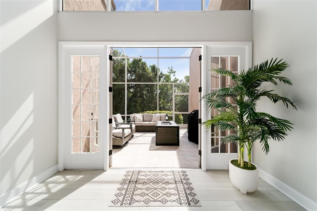 En Venta: $645,000 (3 camas, 3 baños, 2172 Pies cuadrados)