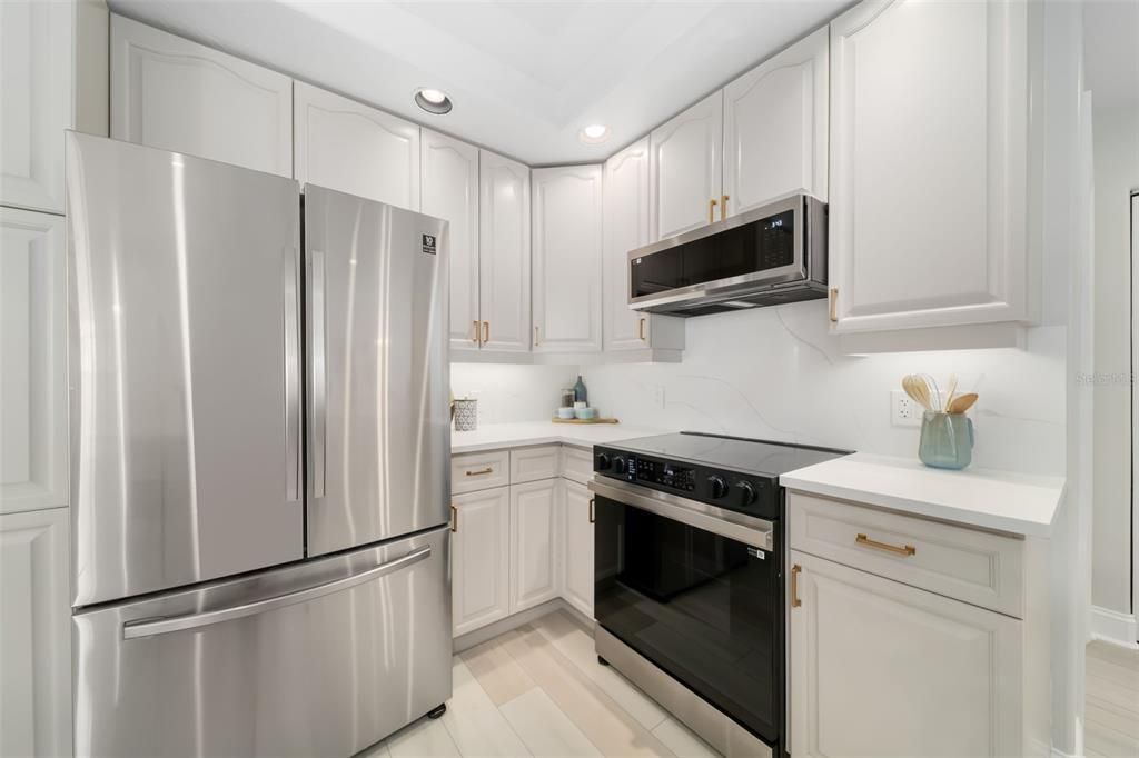 En Venta: $645,000 (3 camas, 3 baños, 2172 Pies cuadrados)