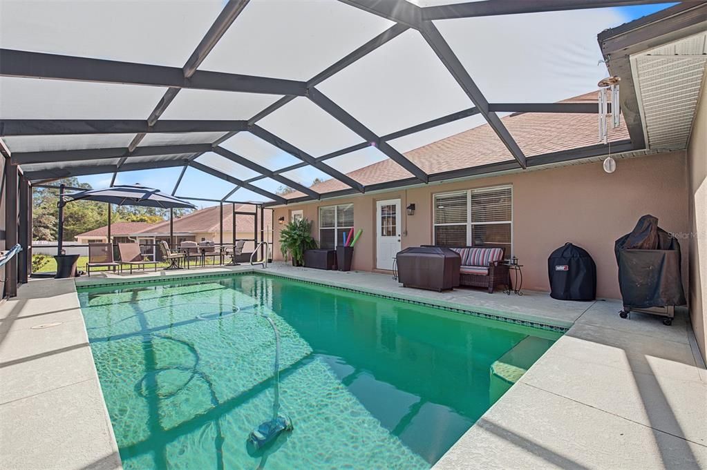 En Venta: $399,000 (4 camas, 3 baños, 3049 Pies cuadrados)