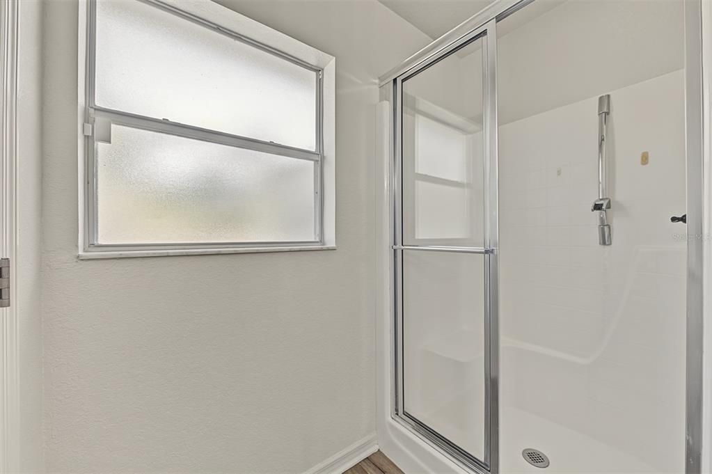 En Venta: $399,000 (4 camas, 3 baños, 3049 Pies cuadrados)