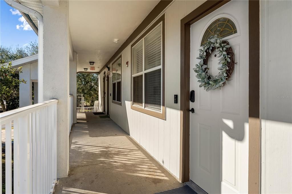 For Sale: $149,900 (2 beds, 2 baths, 1176 Square Feet)