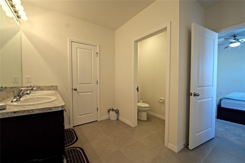 В аренду: $3,500 (4 спален, 2 ванн, 2289 Квадратных фут)