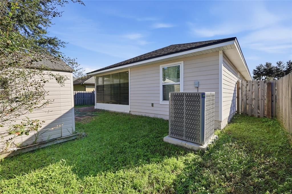 En Venta: $359,900 (4 camas, 2 baños, 1882 Pies cuadrados)