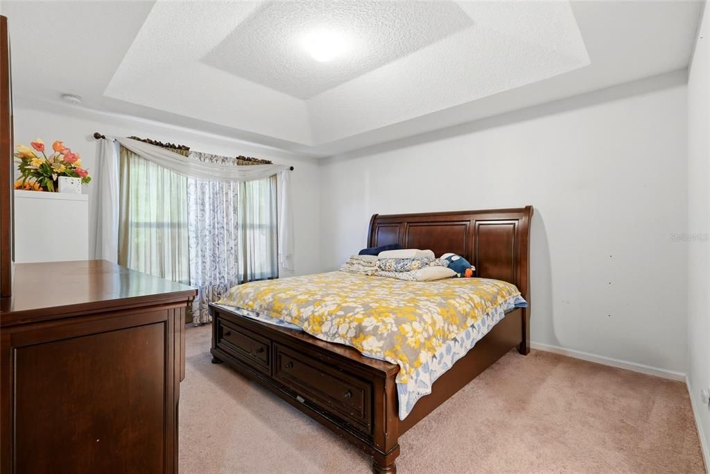 En Venta: $359,900 (4 camas, 2 baños, 1882 Pies cuadrados)