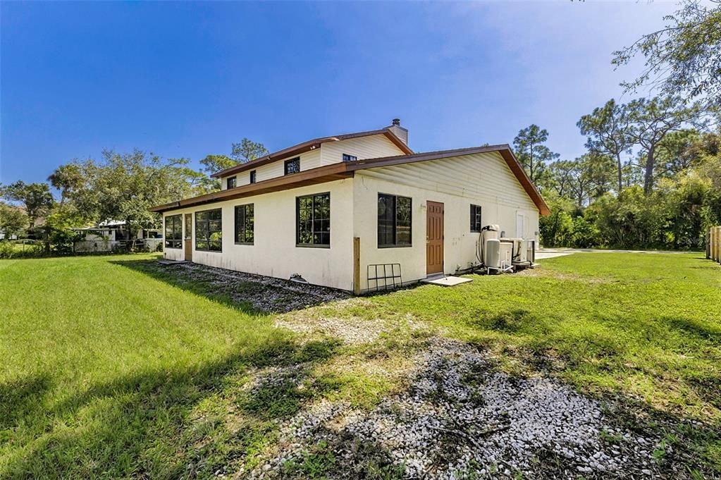 На продажу: $369,900 (4 спален, 2 ванн, 2663 Квадратных фут)
