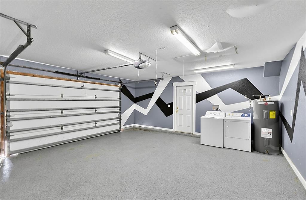 На продажу: $369,900 (4 спален, 2 ванн, 2663 Квадратных фут)