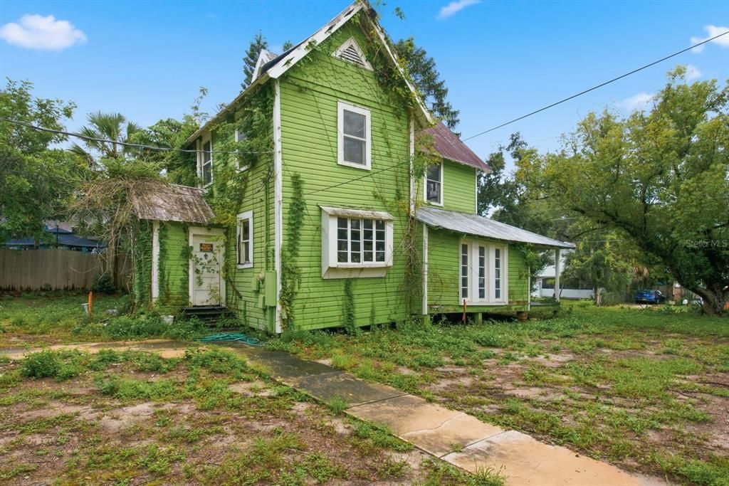 For Sale: $250,000 (3 beds, 2 baths, 1632 Square Feet)