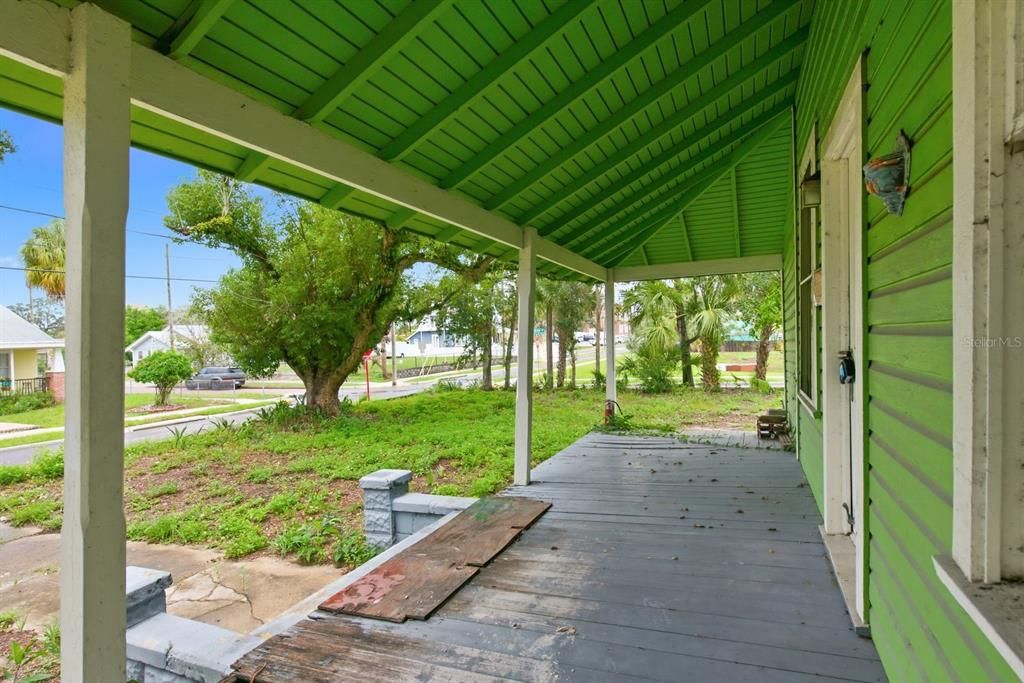 For Sale: $250,000 (3 beds, 2 baths, 1632 Square Feet)
