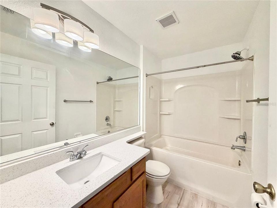 En Renta: $1,950 (3 camas, 2 baños, 1342 Pies cuadrados)