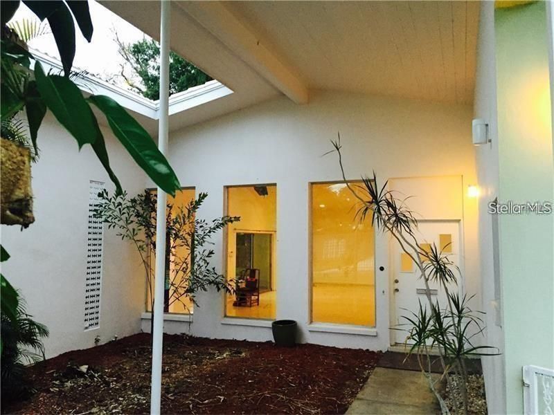 В аренду: $4,000 (3 спален, 2 ванн, 2198 Квадратных фут)