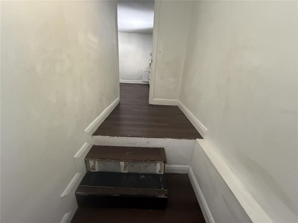 For Sale: $210,000 (3 beds, 2 baths, 1669 Square Feet)