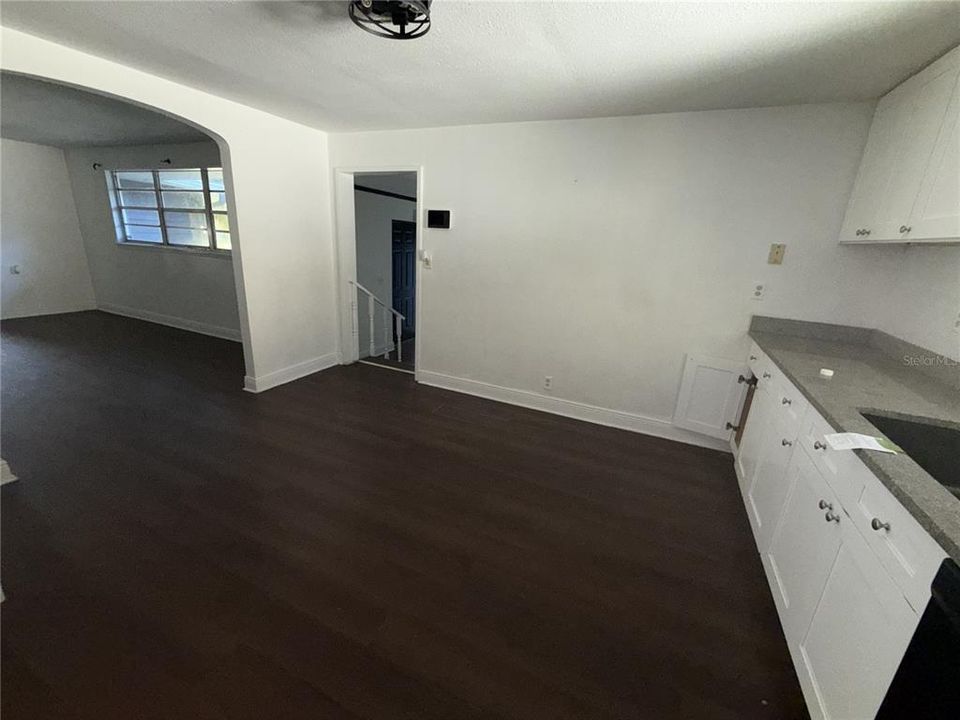 For Sale: $210,000 (3 beds, 2 baths, 1669 Square Feet)