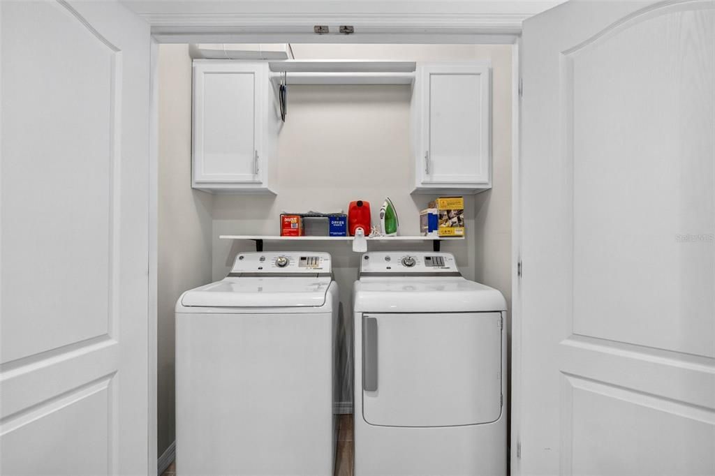 En Venta: $325,000 (3 camas, 2 baños, 1569 Pies cuadrados)