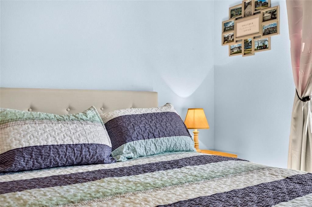 En Venta: $325,000 (3 camas, 2 baños, 1569 Pies cuadrados)