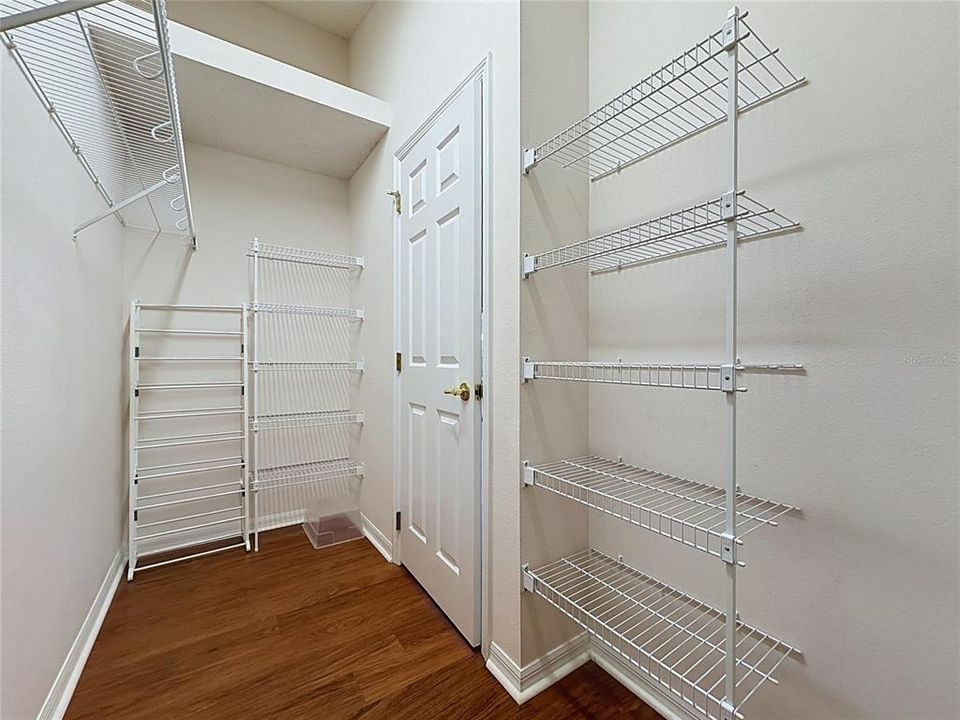 На продажу: $340,000 (2 спален, 2 ванн, 1498 Квадратных фут)