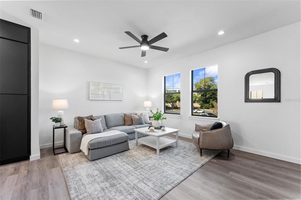 For Sale: $785,000 (3 beds, 3 baths, 2104 Square Feet)
