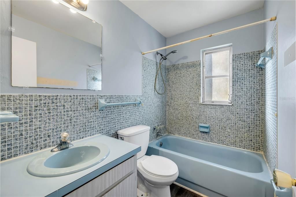 На продажу: $379,000 (3 спален, 2 ванн, 1343 Квадратных фут)