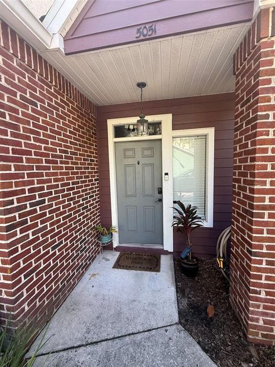For Sale: $255,000 (3 beds, 3 baths, 1736 Square Feet)