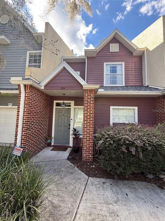 For Sale: $255,000 (3 beds, 3 baths, 1736 Square Feet)