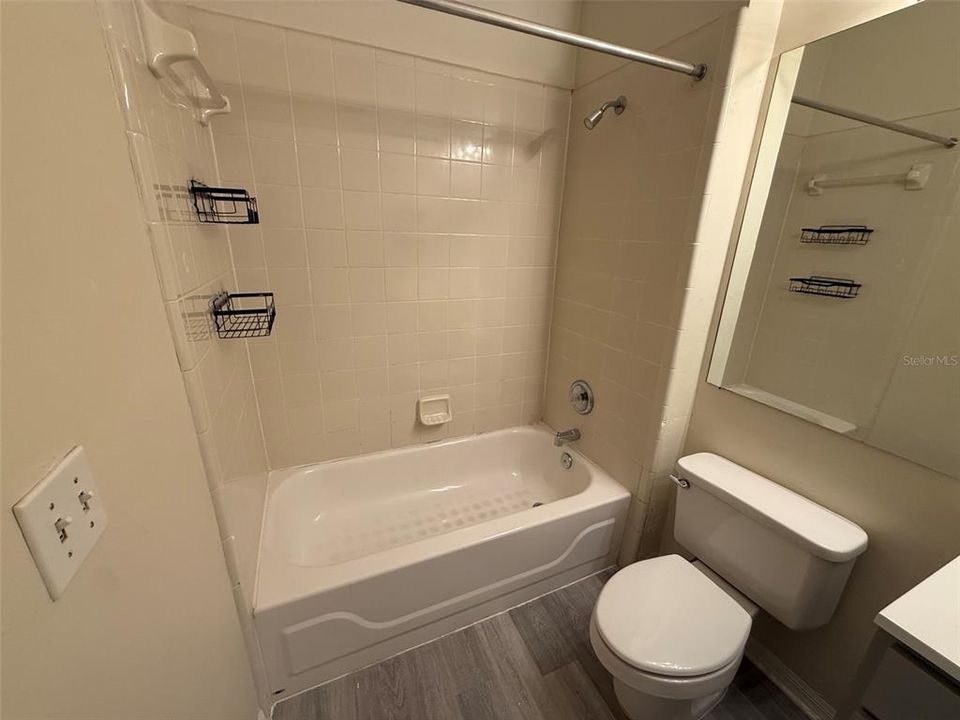 For Sale: $255,000 (3 beds, 3 baths, 1736 Square Feet)