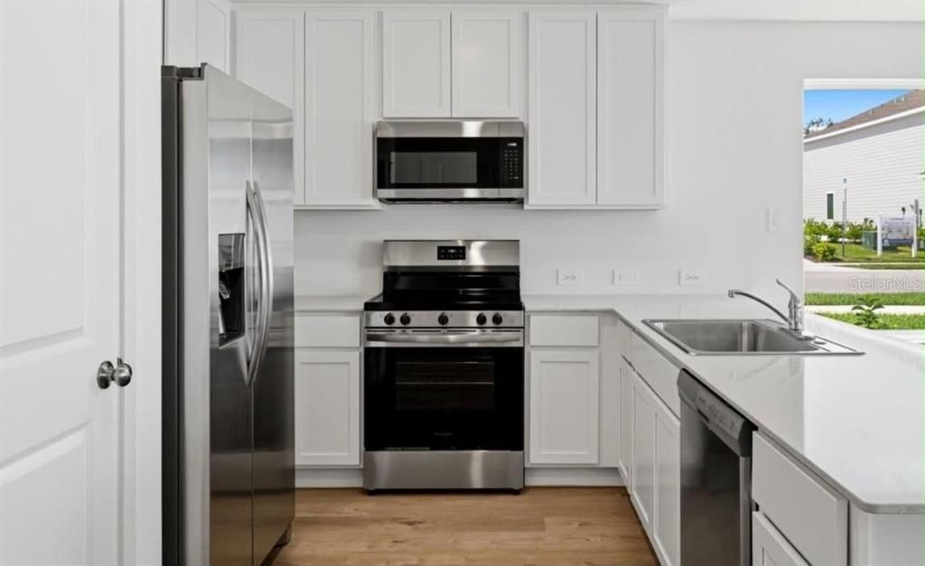 出租: $1,950 (3 贝兹, 2 浴室, 1460 平方英尺)