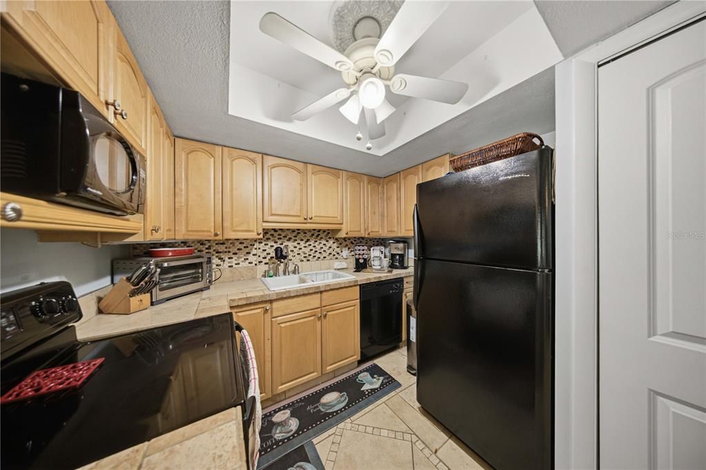 For Sale: $134,900 (2 beds, 1 baths, 1057 Square Feet)