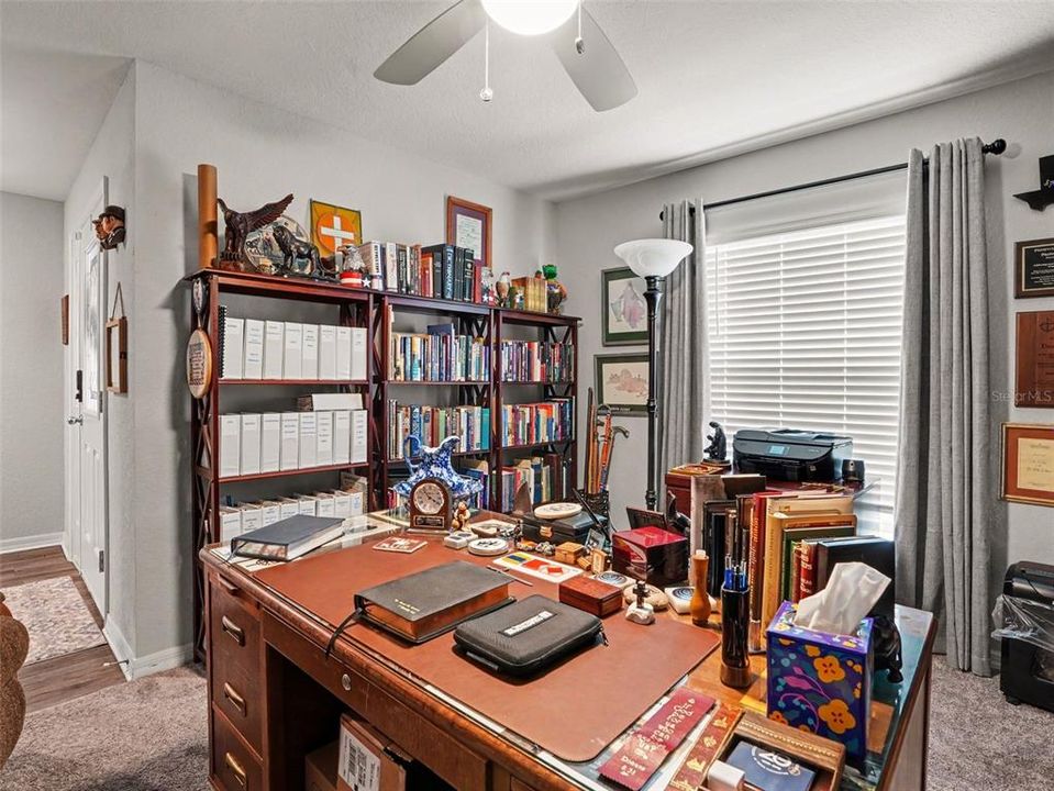 For Sale: $365,000 (3 beds, 2 baths, 1990 Square Feet)