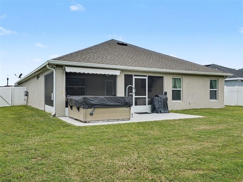 For Sale: $365,000 (3 beds, 2 baths, 1990 Square Feet)