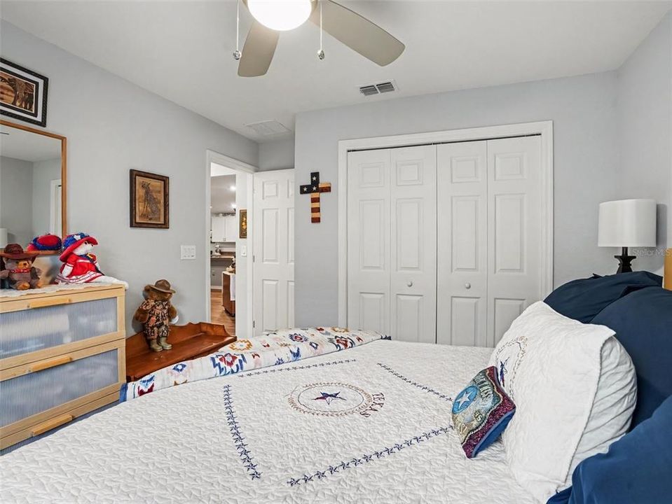 For Sale: $365,000 (3 beds, 2 baths, 1990 Square Feet)