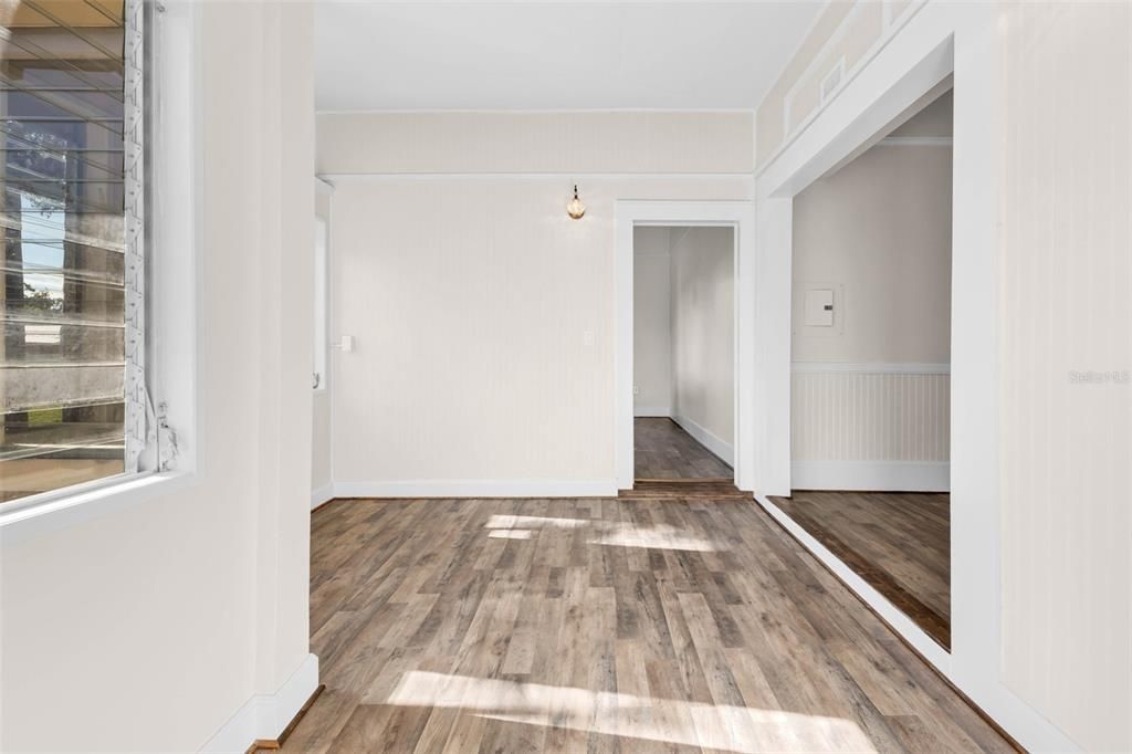 For Sale: $335,000 (3 beds, 2 baths, 1562 Square Feet)