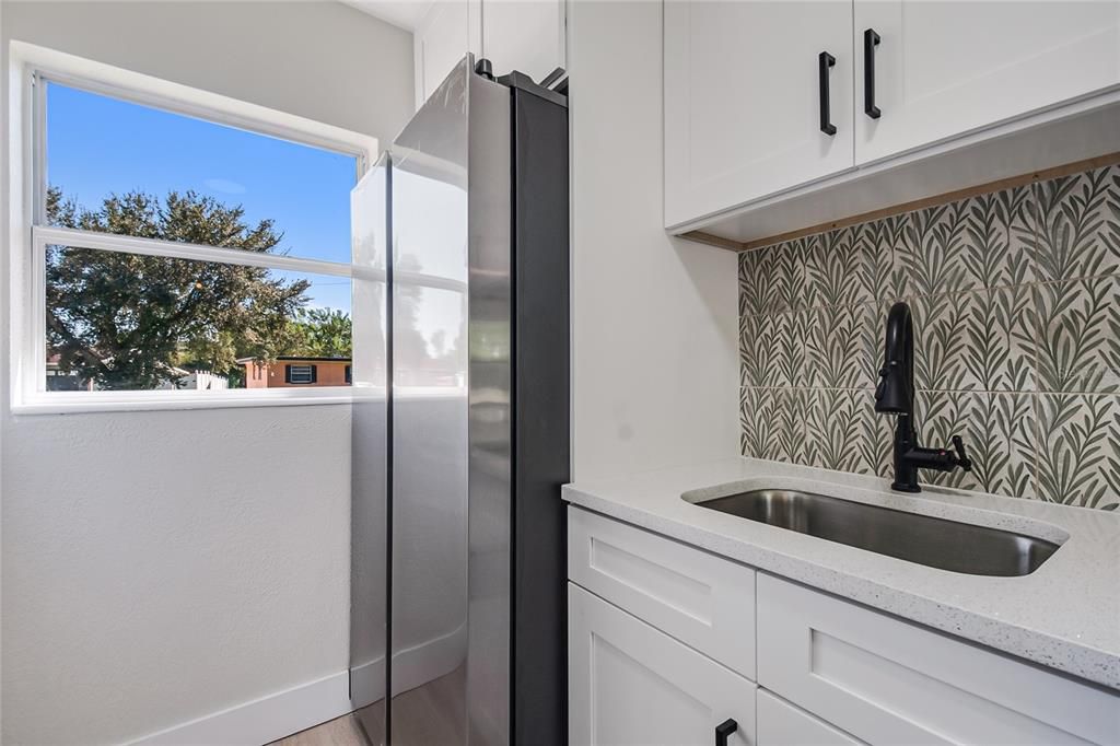 En Venta: $330,000 (3 camas, 2 baños, 1080 Pies cuadrados)