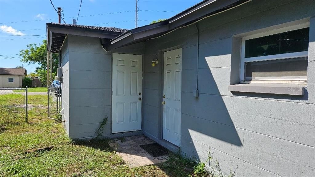 На продажу: $319,900 (3 спален, 1 ванн, 864 Квадратных фут)