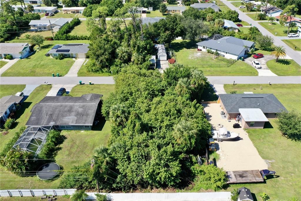На продажу: $21,000 (0.23 acres)
