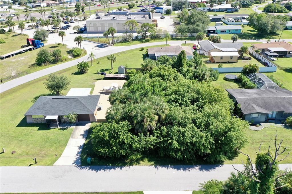 На продажу: $21,000 (0.23 acres)
