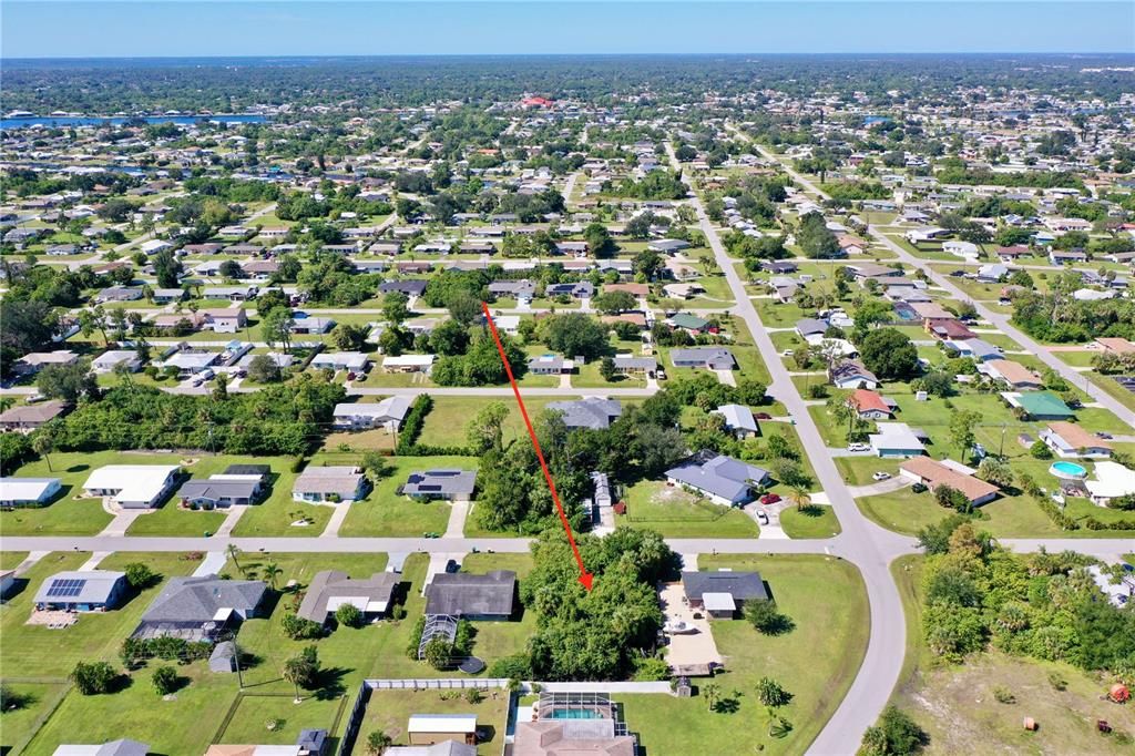 На продажу: $21,000 (0.23 acres)