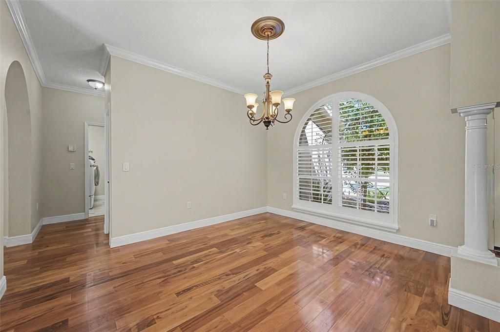 En Venta: $739,000 (3 camas, 2 baños, 2366 Pies cuadrados)
